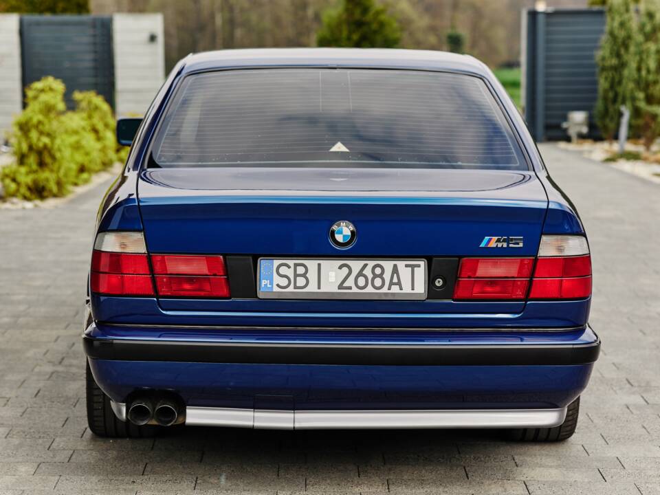 Immagine 24/74 di BMW M5 (1992)