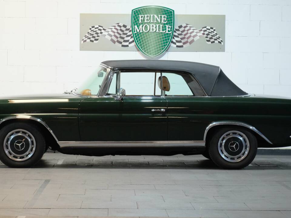 Immagine 3/29 di Mercedes-Benz 280 SE 3,5 (1970)