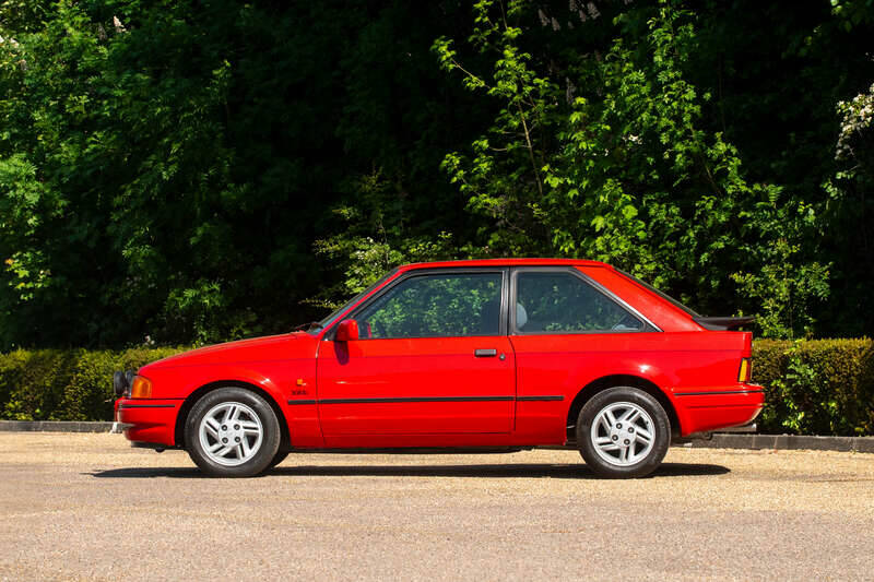 Image 21/50 of Ford Escort IV XR3i (1989)