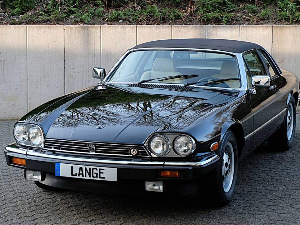 Imagen 9/91 de Jaguar XJ-SC V12 (1986)