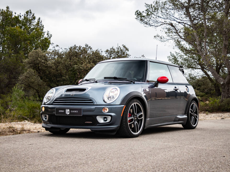 Image 40/50 de Mini Cooper S JCW GP (2006)