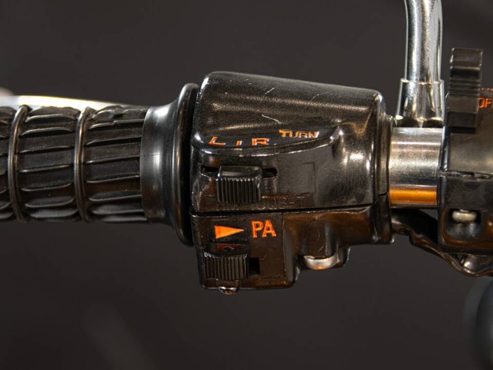 Image 39/50 of Honda CB 750 Four (1975)