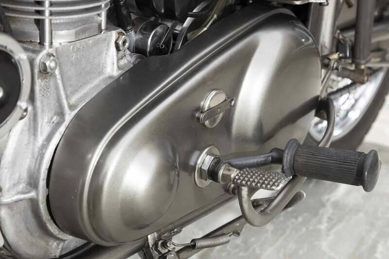 Image 19/40 of Norton Model 30 International (1957)