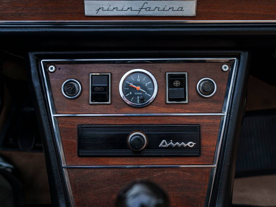 Image 22/28 of FIAT Dino Spider (1968)