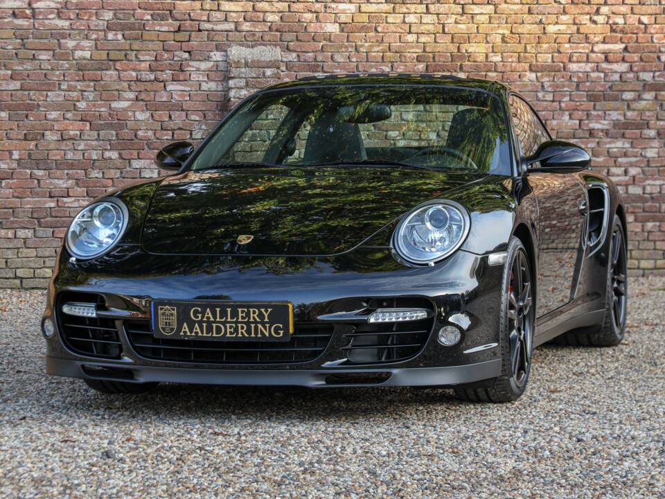 Bild 15/50 von Porsche 911 Turbo (2010)