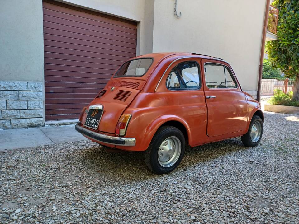Image 33/56 of FIAT 500 L (1971)