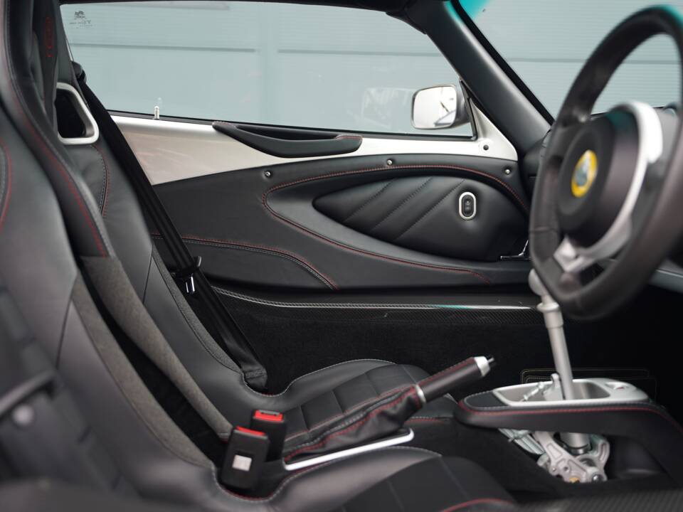 Image 21/50 of Lotus Elise Sport 240 &quot;Final Edition&quot; (2022)