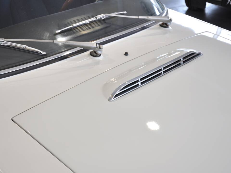Image 11/32 of Lancia Fulvia 1.3 S (1973)