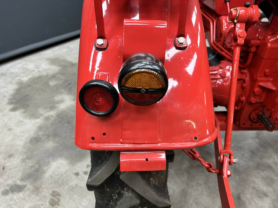 Immagine 32/50 di Porsche-Diesel Junior K (1961)