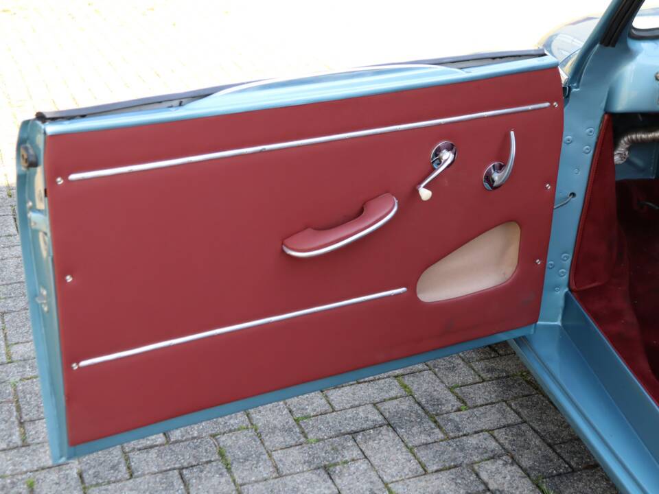 Image 36/50 of Dyna-Veritas Cabriolet (1952)