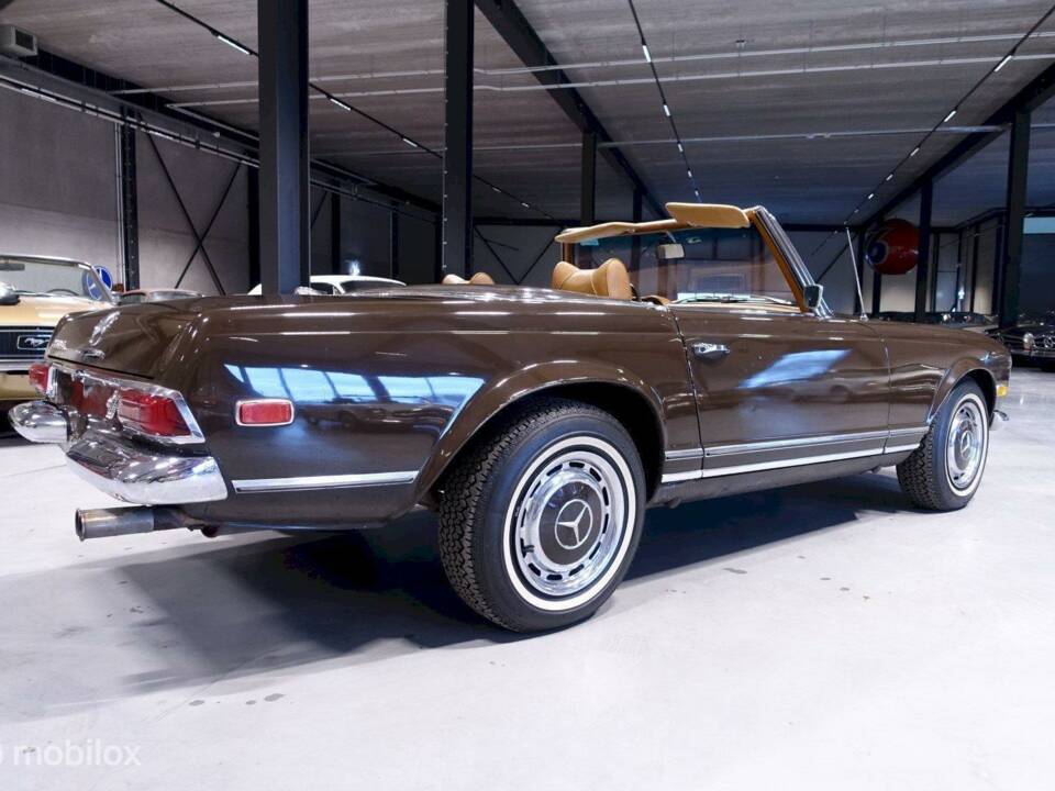 Imagen 3/12 de Mercedes-Benz 280 SL (1969)