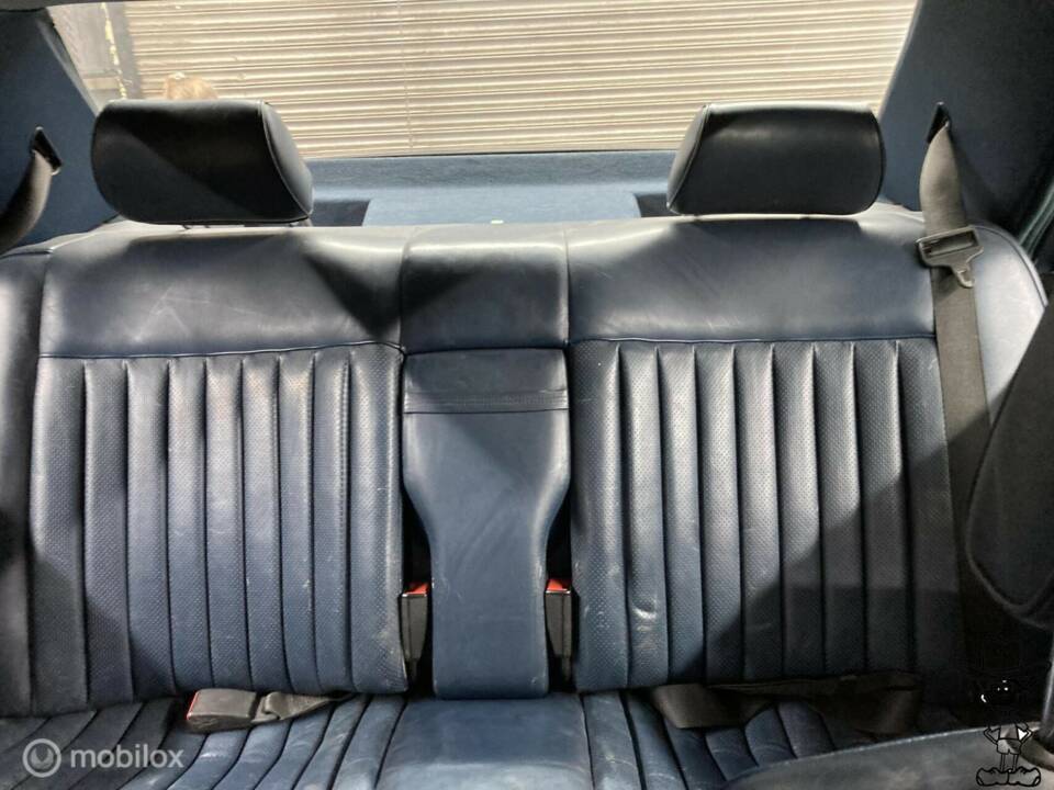 Bild 10/50 von Mercedes-Benz 300 E (1986)