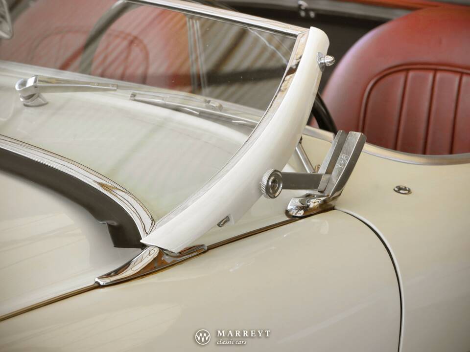 Image 26/51 of Austin-Healey 100/4M (BN2) (1955)