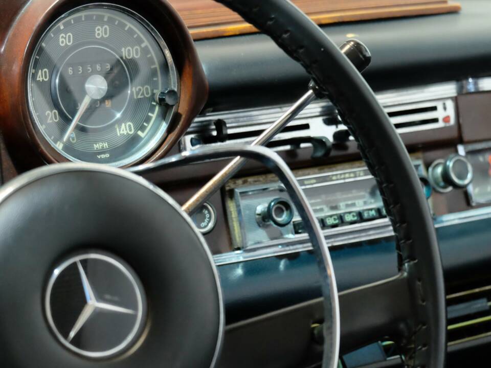 Bild 6/18 von Mercedes-Benz 220 SE b (1963)