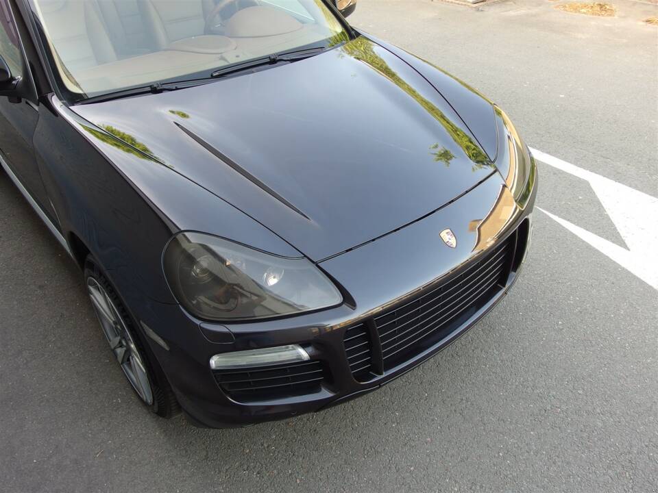 Image 9/93 of Porsche Cayenne Turbo (2007)
