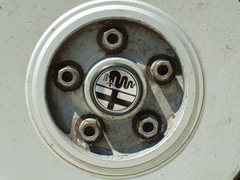 Image 20/50 de Alfa Romeo 75 2.0 Twin Spark (1989)