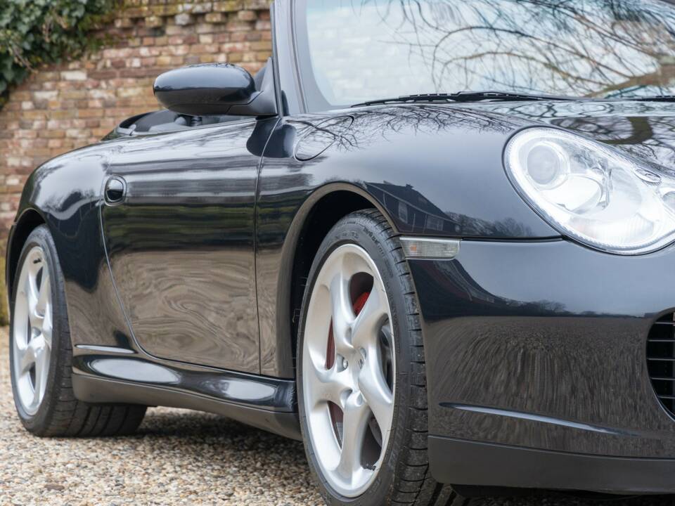 Bild 19/50 von Porsche 911 Carrera 4S (2003)