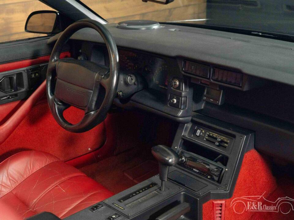 Bild 8/19 von Chevrolet Camaro RS 191 (1991)