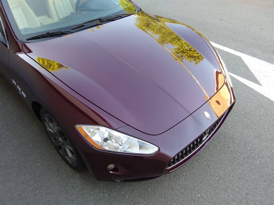 Image 9/98 of Maserati GranTurismo 4.2 (2008)