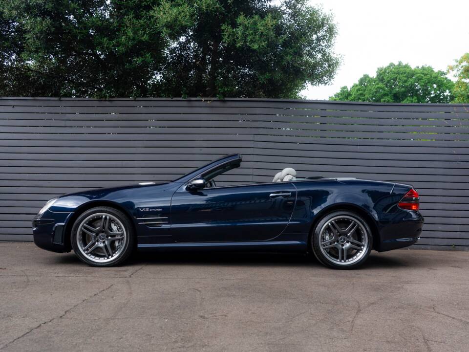 Image 13/56 de Mercedes-Benz SL 65 AMG (2004)