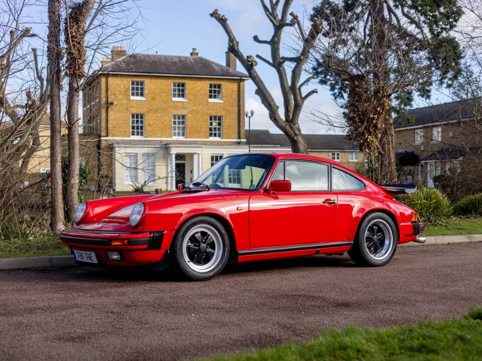 Bild 23/50 von Porsche 911 Carrera 3.2 (1989)