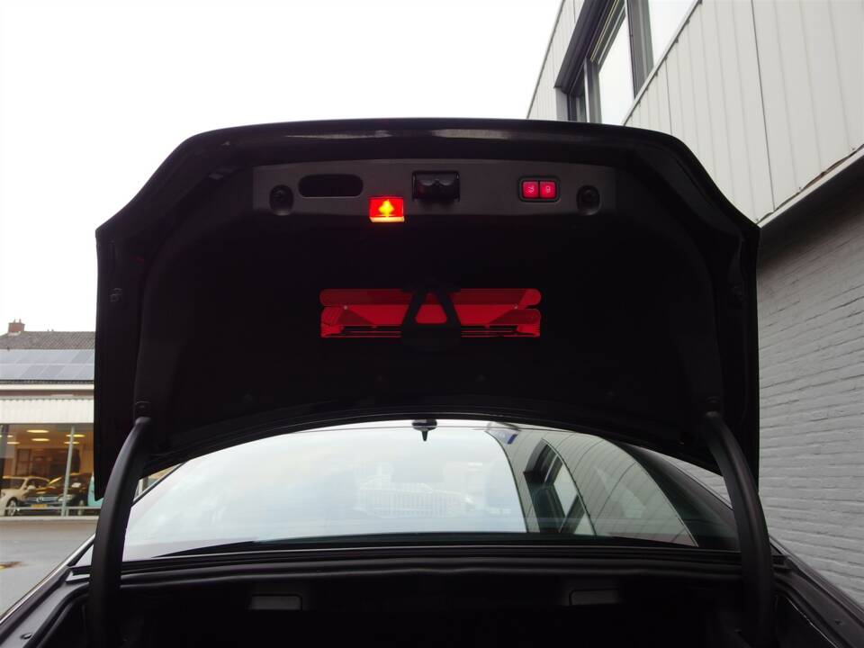 Image 75/97 of Mercedes-Benz CLS 63 AMG S 4MATIC (2013)