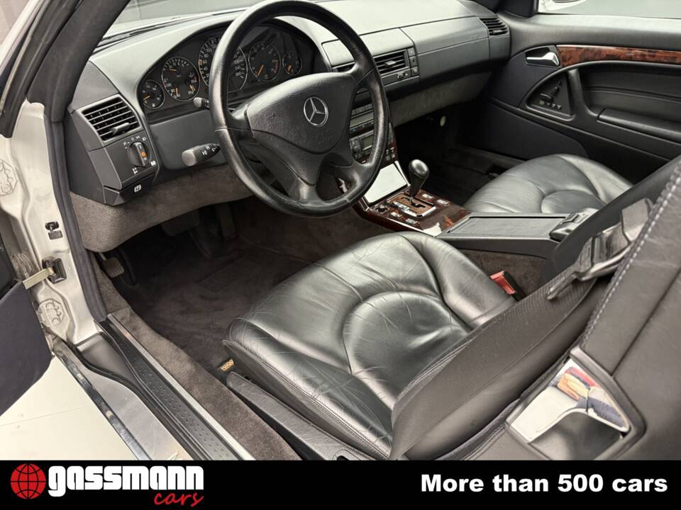 Image 10/15 de Mercedes-Benz SL 320 &quot;SL Edition&quot; (2000)