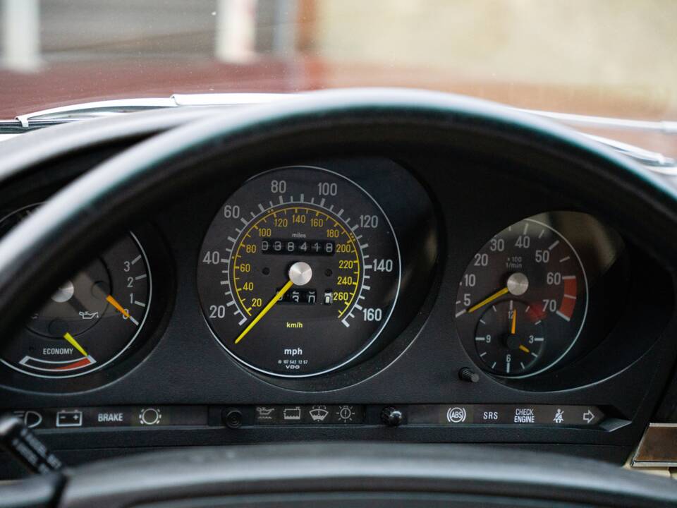 Immagine 11/21 di Mercedes-Benz 560 SL (1988)