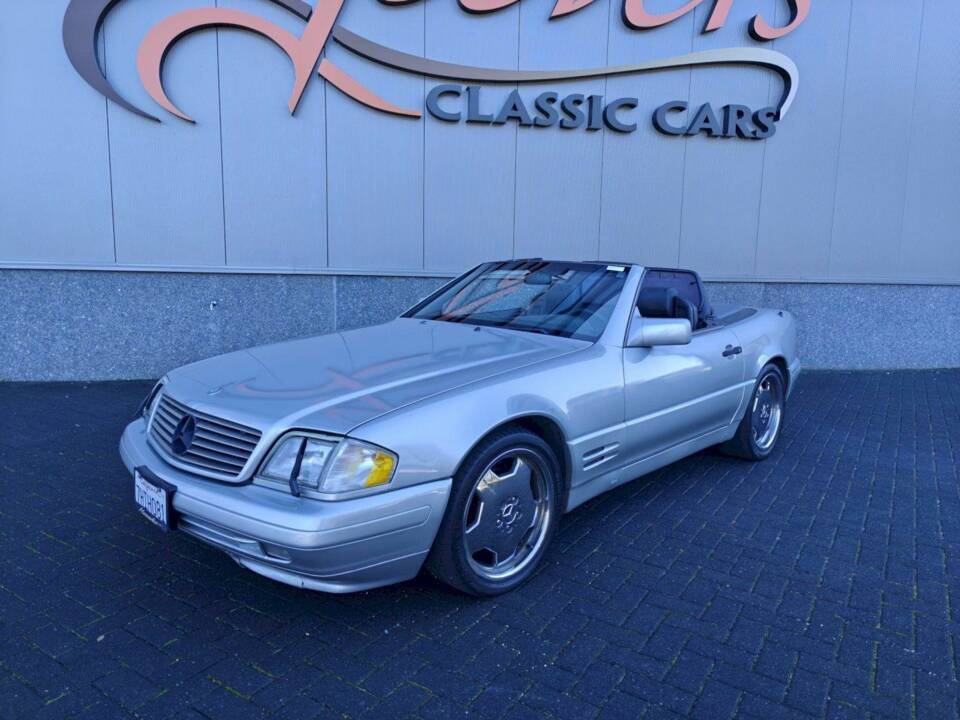 Image 1/40 of Mercedes-Benz SL 500 (1996)