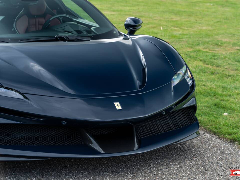 Bild 21/56 von Ferrari SF90 Assetto Fiorano (2021)