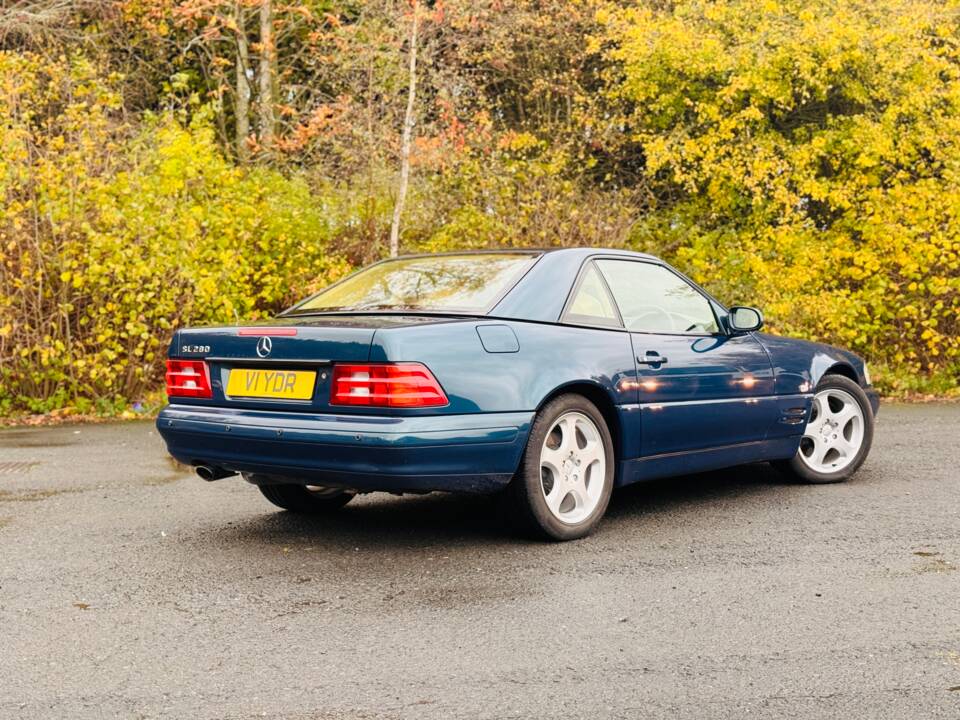 Image 8/18 of Mercedes-Benz SL 280 (1999)