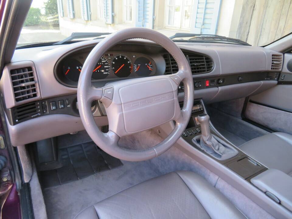 Bild 11/19 von Porsche 968 (1994)