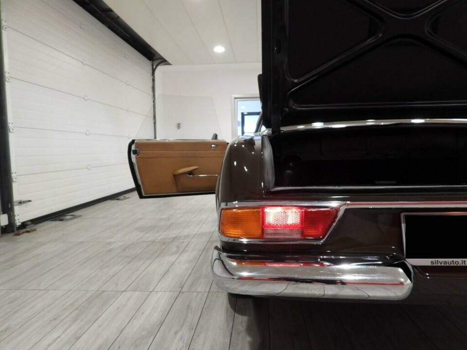 Image 14/15 de Mercedes-Benz 250 SL (1967)