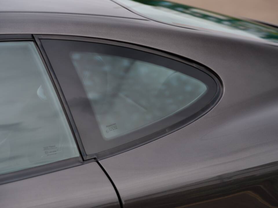 Bild 25/42 von Aston Martin DB 7 Vantage (2001)