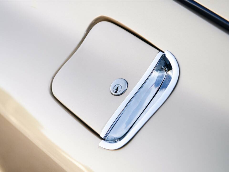 Imagen 13/29 de Maserati 3500 GTI Touring (1964)