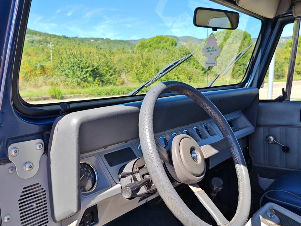 Afbeelding 28/33 van Jeep Wrangler 2.5L (1990)