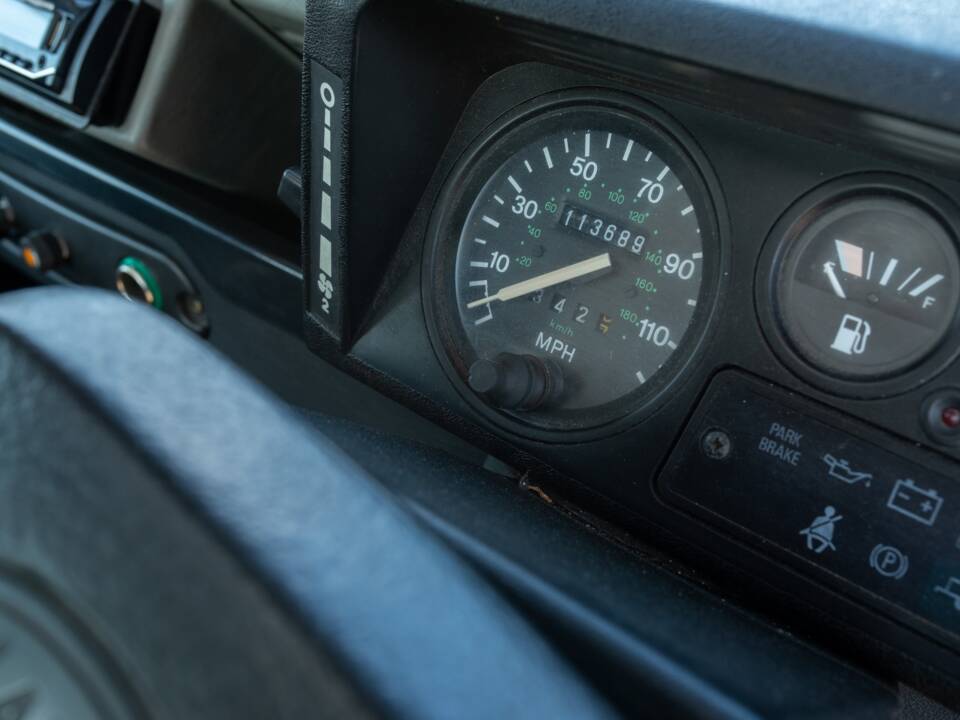 Afbeelding 37/50 van Land Rover Defender 90 (1996)