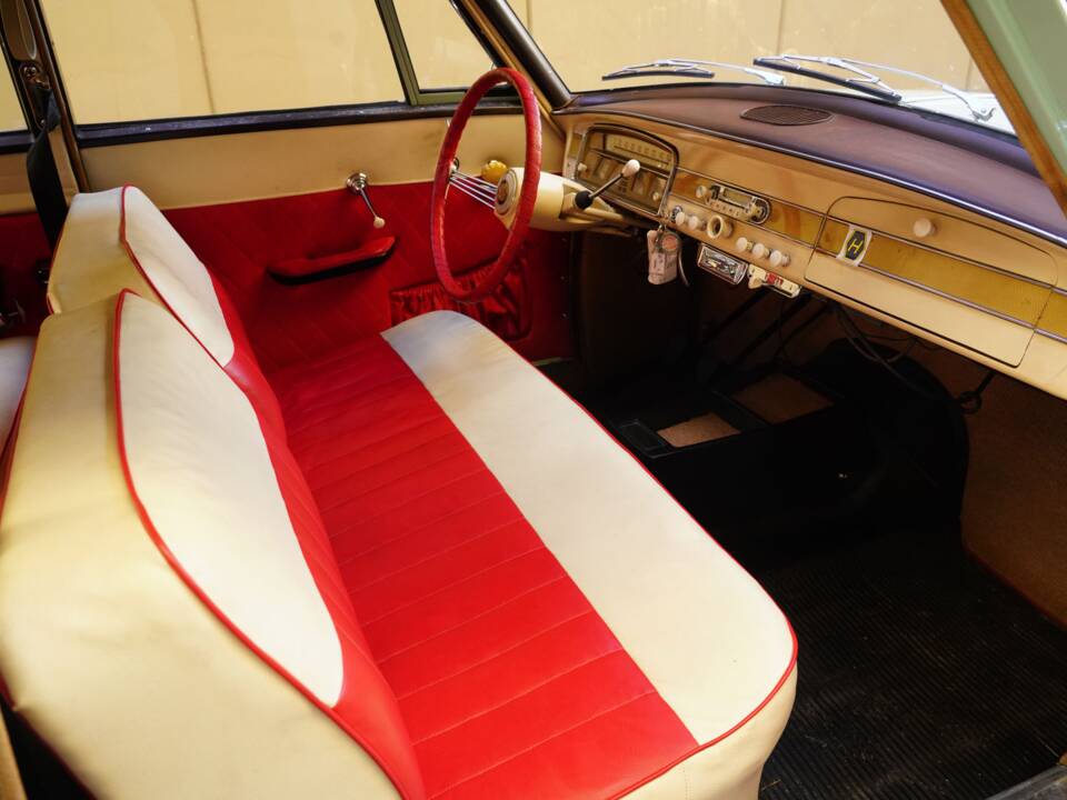 Image 36/83 of Borgward Isabella (1959)