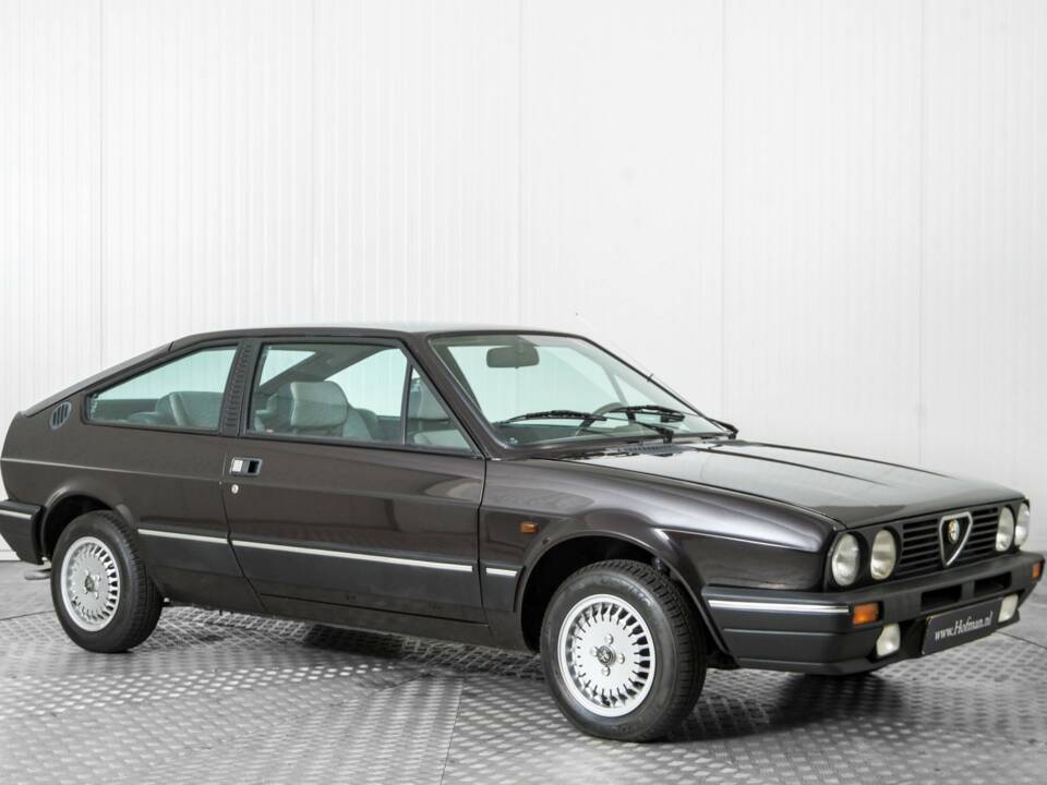 Image 5/50 of Alfa Romeo Alfasud 1.3 Sprint (1984)