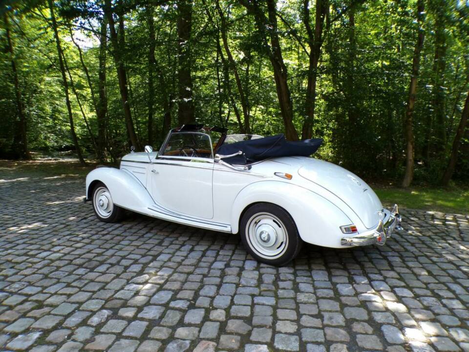 Image 15/23 of Mercedes-Benz 220 Cabriolet A (1954)