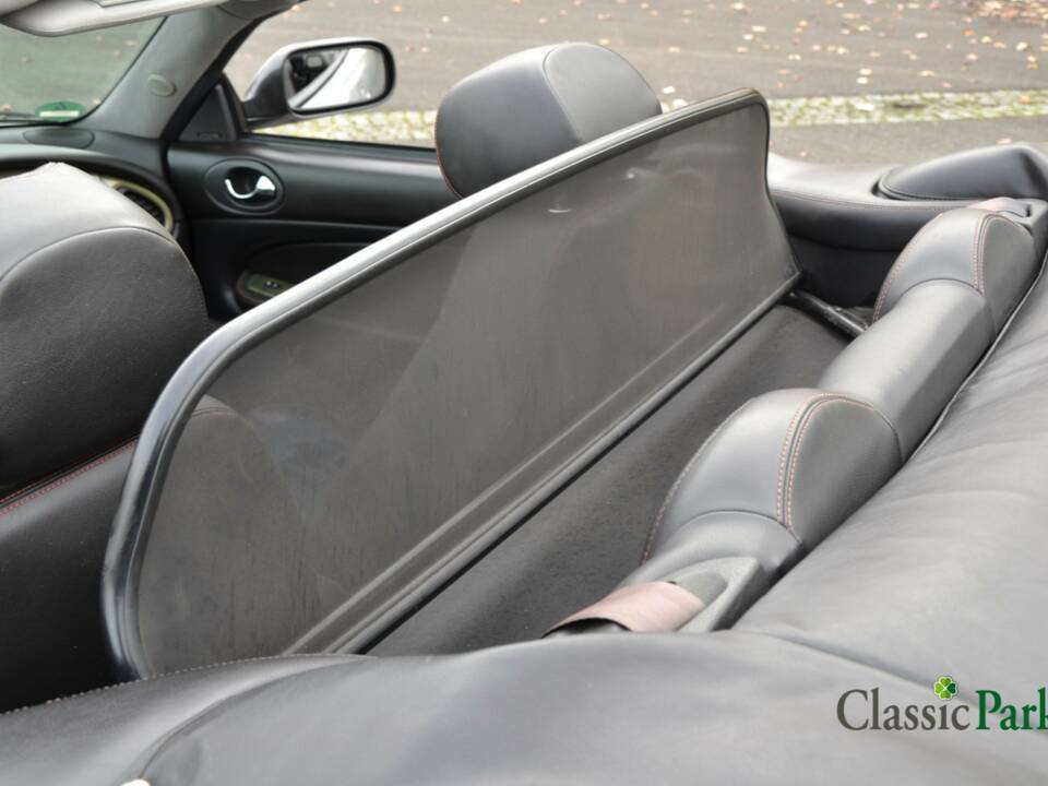 Image 37/50 of Jaguar XKR &quot;Silverstone&quot; (2000)