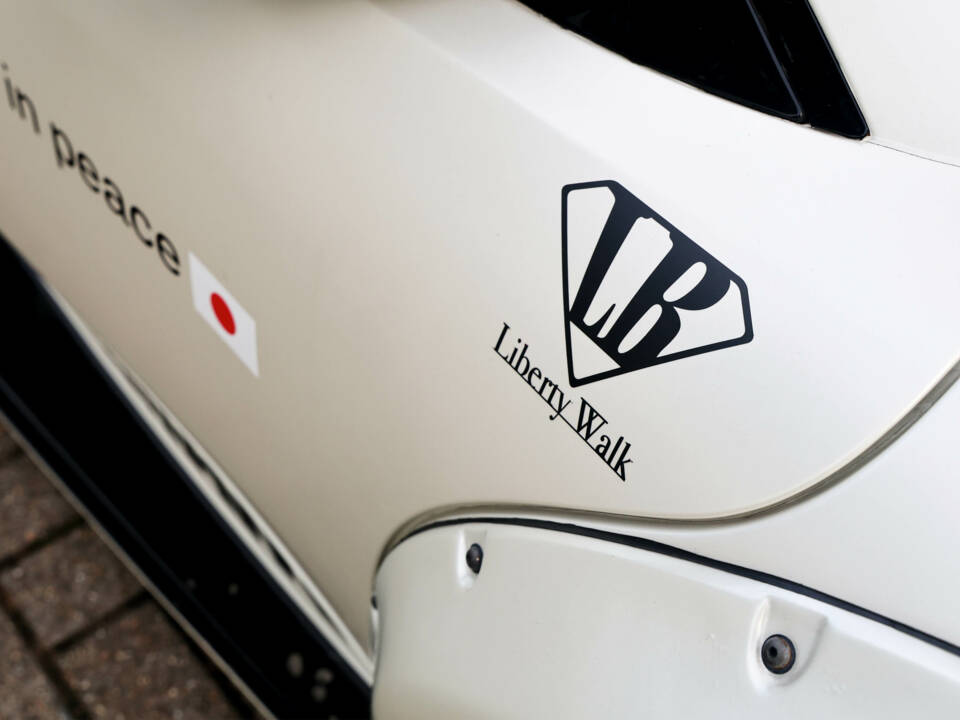 Afbeelding 31/82 van Lamborghini Murciélago (2002)