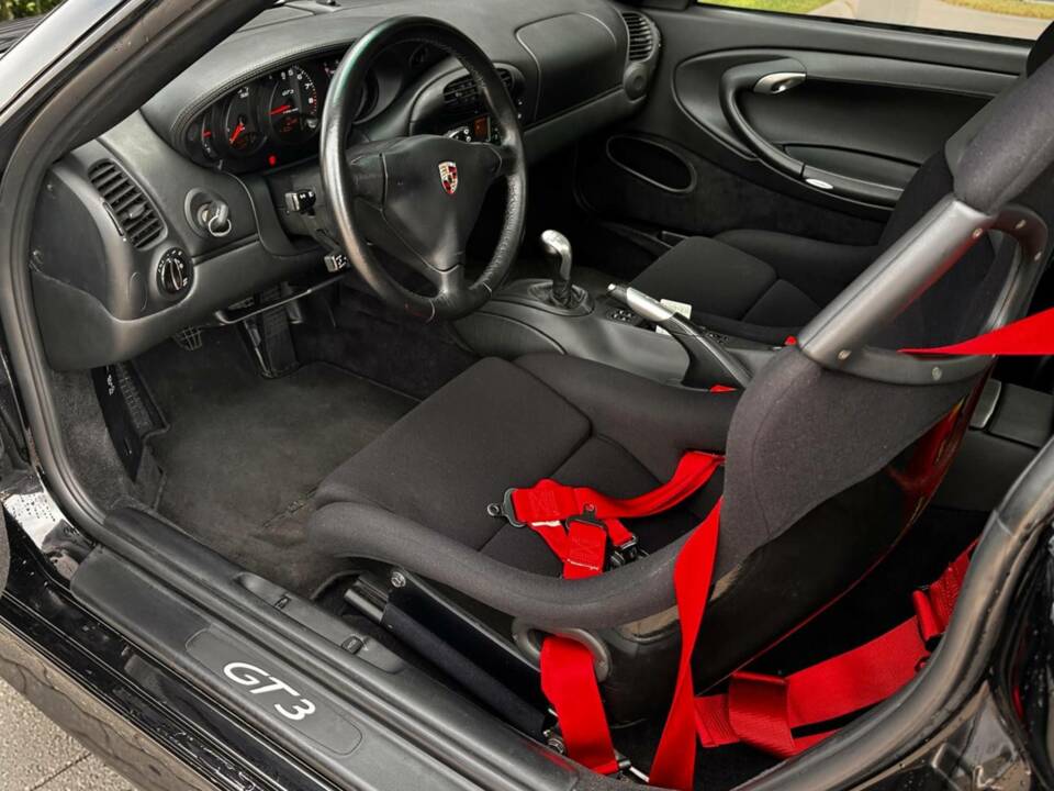 Image 7/13 of Porsche 911 GT3 (2001)