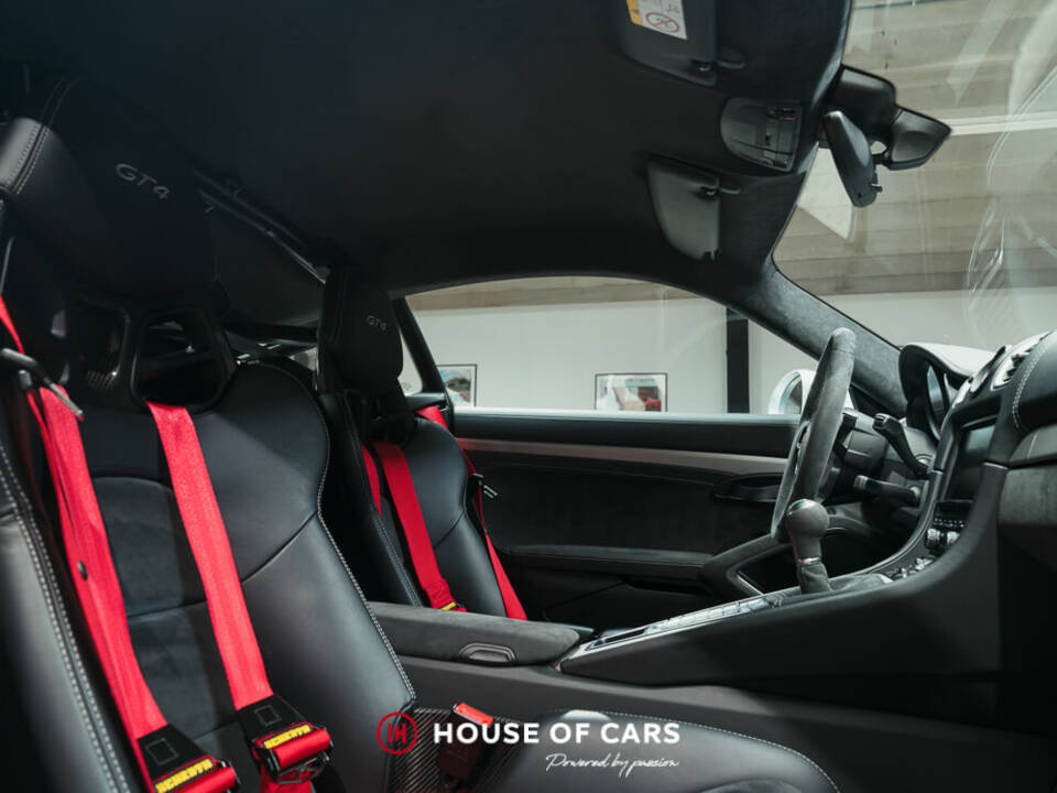 Immagine 19/24 di Porsche Cayman GT4 (2016)