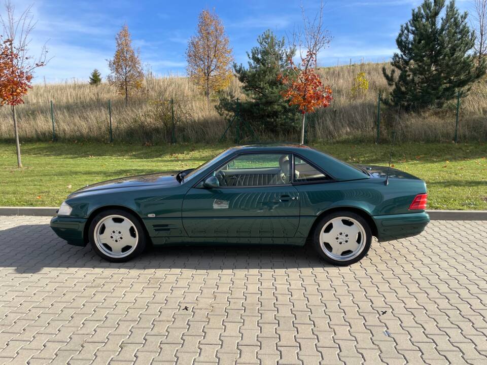 Image 13/39 de Mercedes-Benz SL 320 (1999)