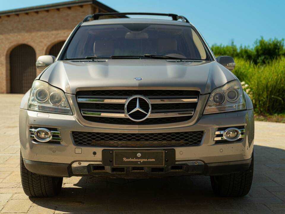 Bild 11/50 von Mercedes-Benz GL 420 CDI 4MATIC (2006)
