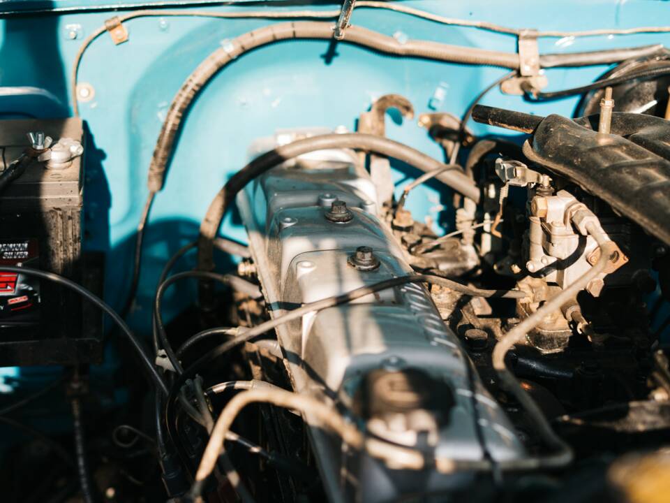 Image 19/20 of Toyota Land Cruiser FJ 45 (1976)