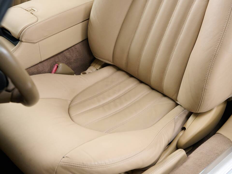 Bild 44/50 von Jaguar XK8 4.0 (2002)