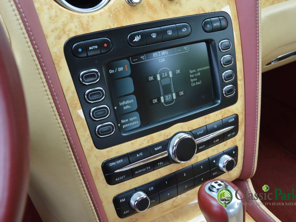 Bild 38/50 von Bentley Continental GT (2008)