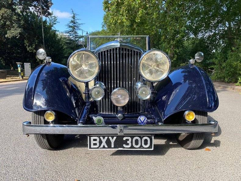 Image 8/50 of Bentley 3 1&#x2F;2 Litre (1935)